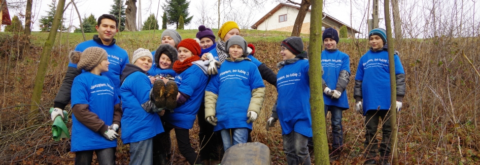 Sprzątanie śmieci Wola Jasienicka 05-12-2013